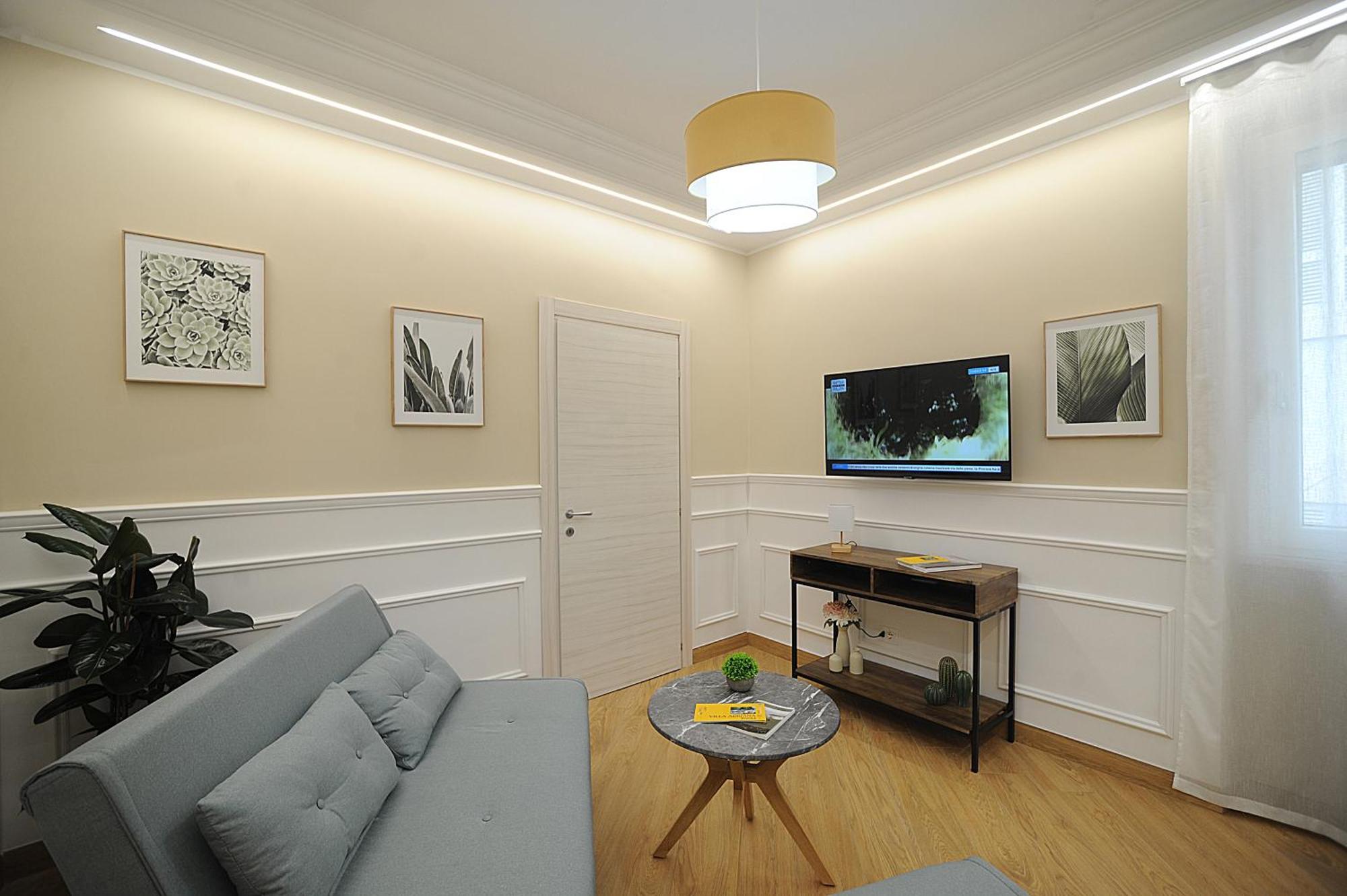 Mom Apartment Rooms&Suites 蒂沃利 外观 照片