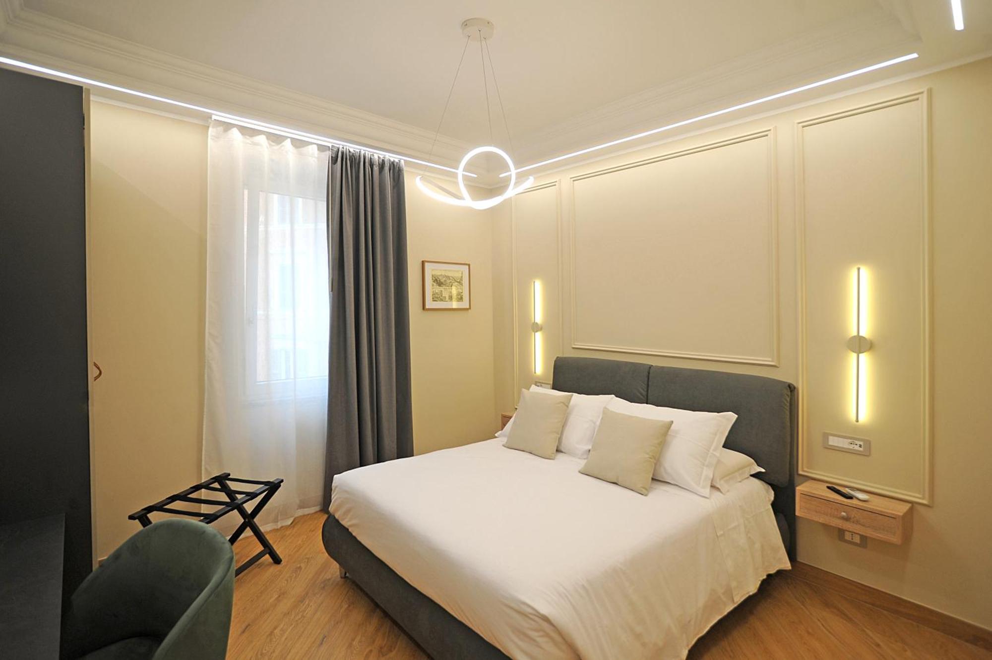 Mom Apartment Rooms&Suites 蒂沃利 外观 照片