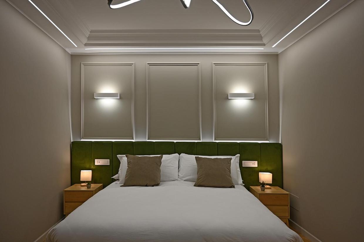 Mom Apartment Rooms&Suites 蒂沃利 外观 照片