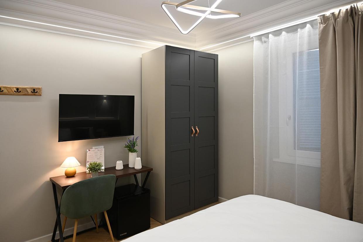 Mom Apartment Rooms&Suites 蒂沃利 外观 照片